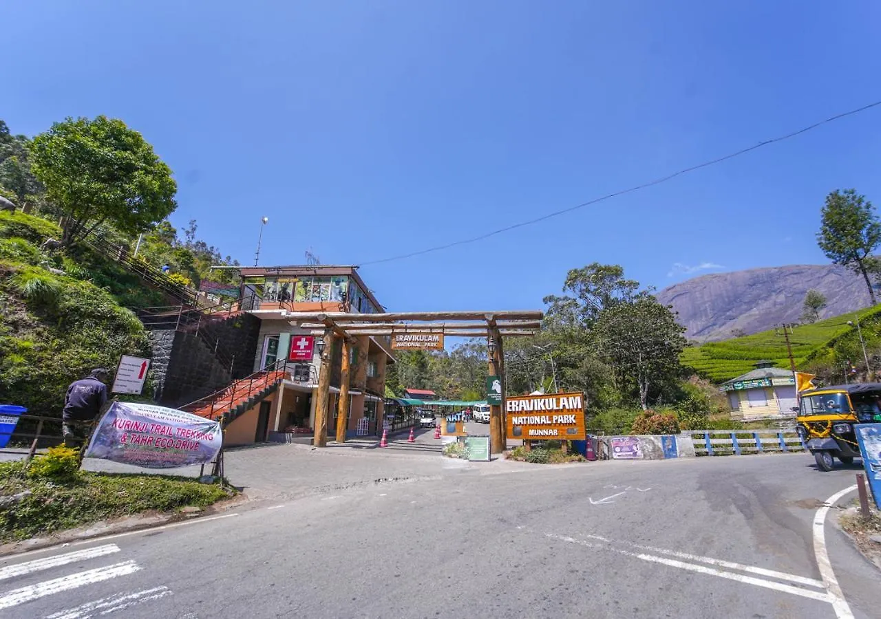 Cool Nest 5 Bedroom Pool Villa Munnar By Voye Homes Bed & Breakfast